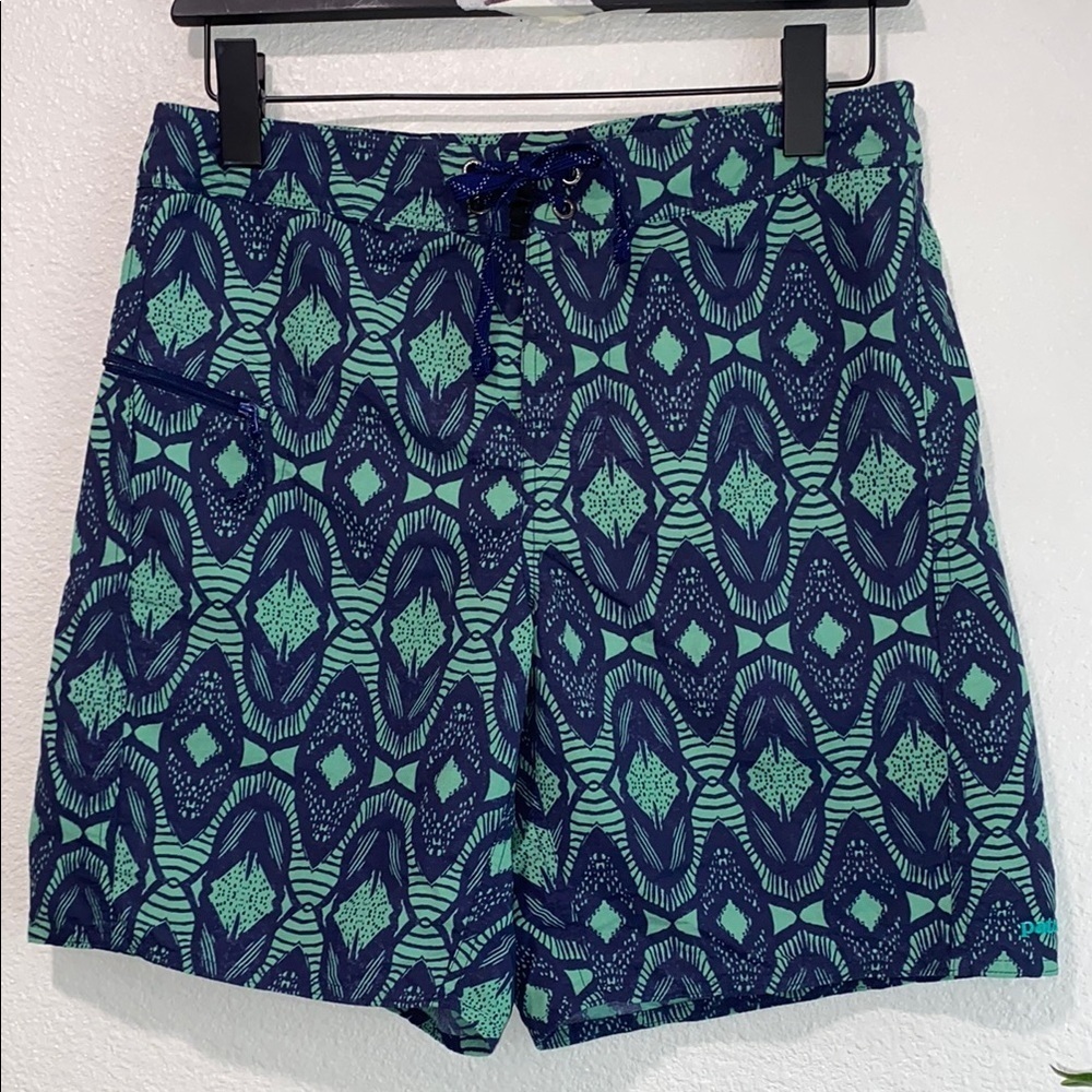 Patagonia Mens Wavefarer Board Shorts Patterned Blue and Green Men's Shorts,31